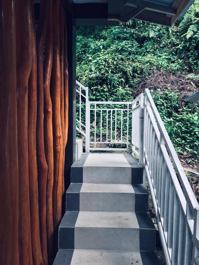 Thomas' Retreat Bukit Lawang Otel Oda fotoğraf