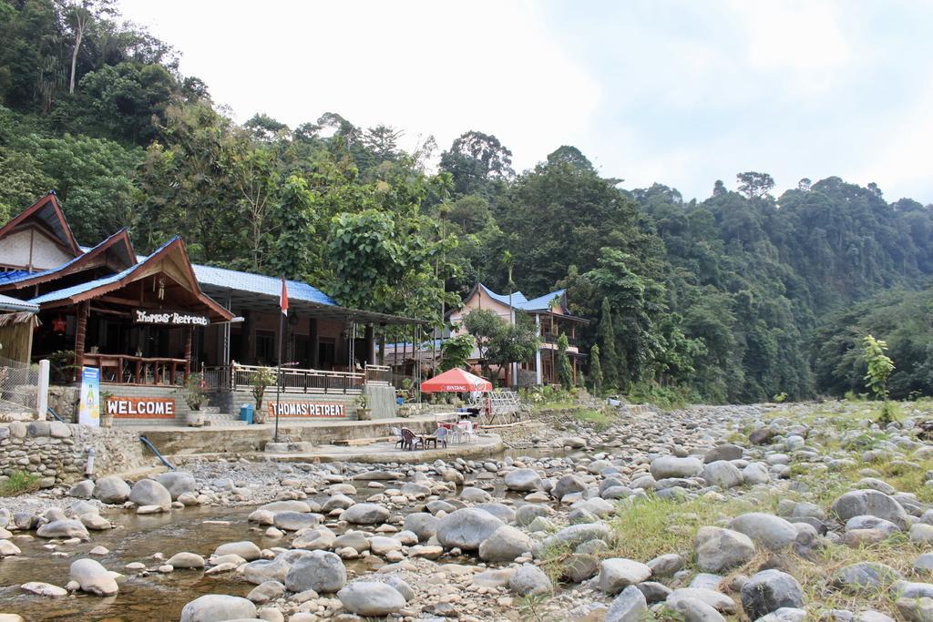 Thomas' Retreat Bukit Lawang Otel Dış mekan fotoğraf